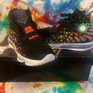 LeBron XLVII men’s size 10 James Gang Black white and rainbow